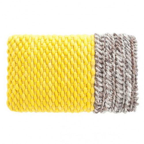 подушка plait yellow от gan в Омске